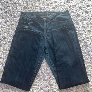 Mid rise skinny jeans